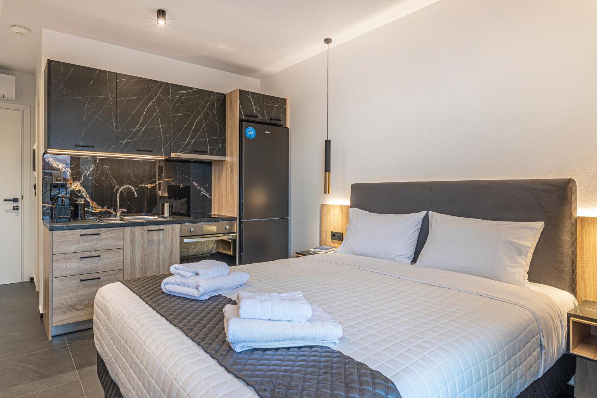 City Hill Luxury Apartments Янина Экстерьер фото